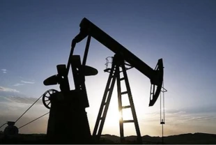 Yüzde 0,8 arttı! Brent petrolün varili 64,04 dolardan işlem görüyor