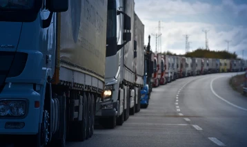 10 yıllık düğüm çözüldü: Körfez'e giden Türk tır şoförlerine vize kolaylığı