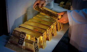 4 ayın en düşüğünde: Altın fiyatlarında kan kaybı sürüyor