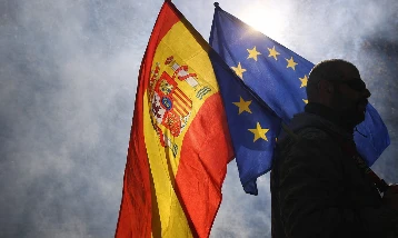 AB uyardı! İspanya dinlemedi: Yürürlüğe girdi