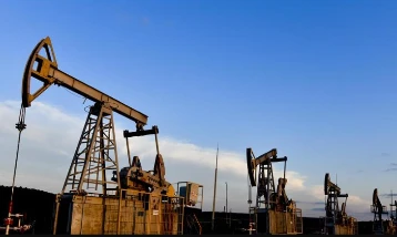 ABD petrol fiyat tahminini revize etti! 57 dolara yükseldi