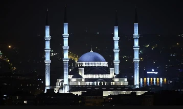 Akşam ezanı kaçta okunuyor İstanbul 19 Şubat 2026: İftara ne kadar kaldı?