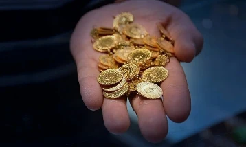 Altın fiyatları kazançlarını geri verdi