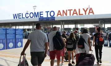 Antalya yabancı turist sayısında yeni rekora koşuyor