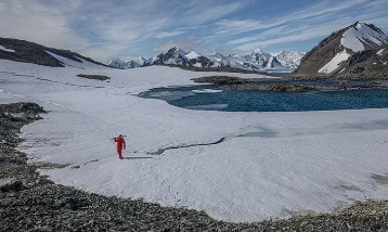 Antarktika’da göl ve deniz ekosistemleri üzerine çok disiplinli çalışma