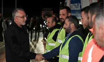 Bakan Işıkhan 1 Mayıs’ı işçilerle karşıladı: İstihdamda rekor vurgusu