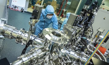 Bir saniyede şarj olan batarya teknolojisi: Dünyanın ilk kuantum pili