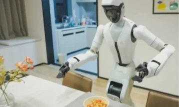Çin, ilk genel amaçlı otonom ev robotu 'Shiguang S1'i tanıttı