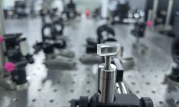 Çin'den yüksek teknoloji hamlesi: Çip ve kuantum için rekor lazer geliştiri