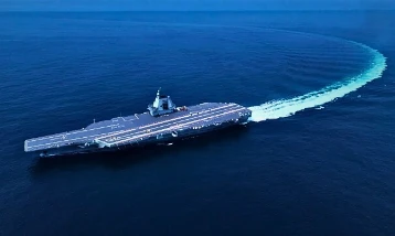 Çin’in elektromanyetik mancınıklı dev uçak gemisi hizmette