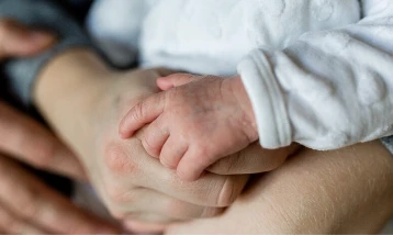 Doğum izni 24 haftaya çıktı: Türkiye OECD’de ilk 10’a girdi