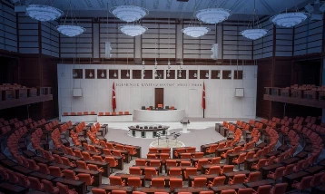 Ekonomi paketi Meclis'te kabul edildi