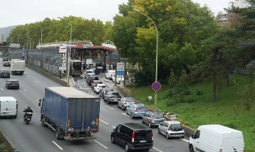 Fransa'da akaryakıt alarmı! Kesinti yapılan istasyon sayısı 640'ı aştı