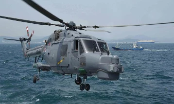 Güney Kore'de askeri helikopter düştü!