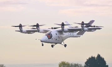 Havacılık sektöründe devrimsel çift yönlü geçiş testi: Valo uçtu