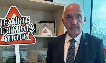 Kasis kazalarına çözüm önerisi: Yollara uyarı yazısı çağrısı