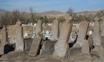 Kayseri'de Türk boyları ve Osmanlı dönemi bezemeli mezar taşları belgelendi