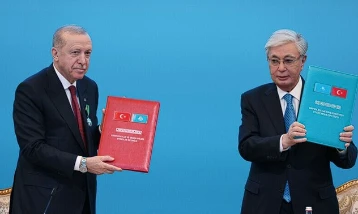 Kazakistan’da 1385 yatak kapasiteli iki şehir hastanesi yapılacak