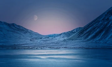 Kuzey yarım küre dondurucu soğukla güney ise alevlerle savaşıyor