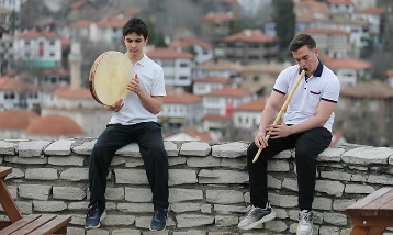 Lise öğrencileri geleneksel Türk müziğinin gönüllü kültür elçisi oldu