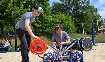 NASA'nın Ay görevleri için öğrencilerden stratejik altyapı robotu