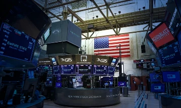 New York borsası yükseldi! Trump’ın gümrük vergisi çıkışı gündemde