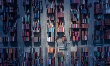 Nisan ihracatı arttı: Dış ticaret açığı geriledi