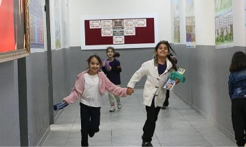 Okullarda yeniden eğitim başlıyor: Ara tatil sona erdi