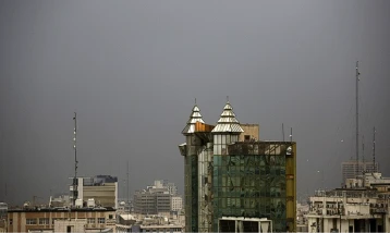 Petrol tesisleri hedef alındı: Tahran’da kül yağdı