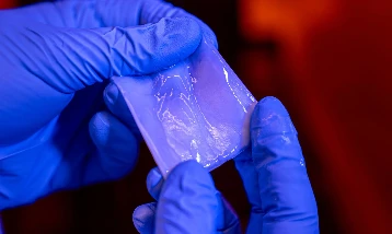 Plastiğin yerini alacak süper güçlü bakteri selülozu geliştirildi