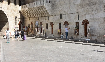 Sanatın altı rengi Hünkar Kasrı’nda