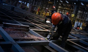 Sanayi üretiminde ivme artıyor