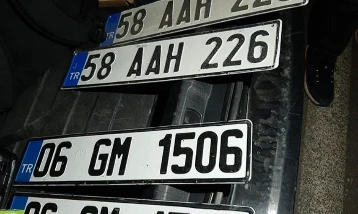 APP plaka cezası kalktı mı? Tarih 1 Ocak 2027'ye uzatılıyor