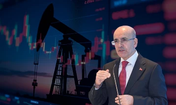 Bakan Şimşek'ten petrol değerlendirmesi