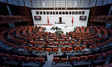 SON DAKİKA: Doğum izinleri artırılıyor! Teklif TBMM'ye sunuldu