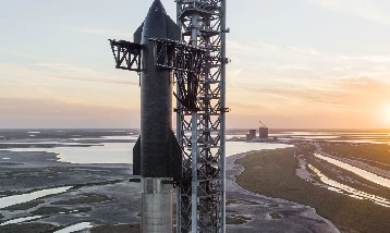 SpaceX'in yeni nesil mega roketi Starship V3'ün fırlatması ertelendi