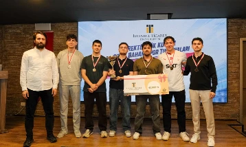 TicaretFest spor turnuvalarında ödüller sahiplerini buldu