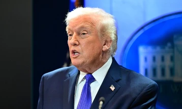 Trump'tan yeni İran açıklaması: Saldırıyı erteledik