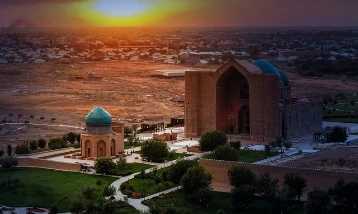 Türk dünyası Türkistan'da bir araya geliyor