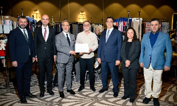 Türk kumaşçılar Minsk’te 600 iş görüşmesi yaptı