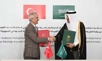 Türkiye ile Suudi Arabistan'dan demiryolu ve lojistik imzası