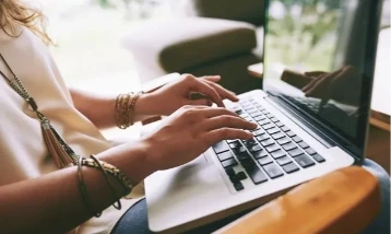 Üniversite öğrencilerinin uygulamalı eğitimi en az 1 dönem olacak!