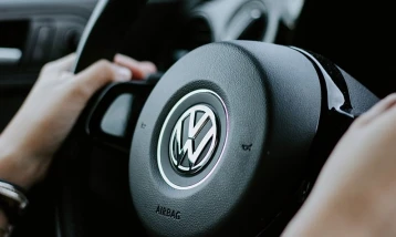 Volkswagen’in karı 2025’te yarı yarıya eridi! Yüzde 53 geriledi