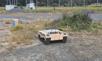 Yangınla mücadelede yapay zeka: İtfaiye robot sürüsü yüzde 99 başarılı
