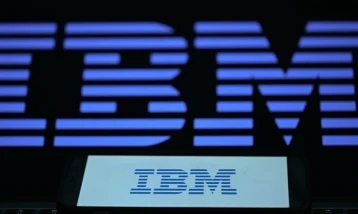 IBM hisseleri 25 yılın en sert düşüşünü yaşadı