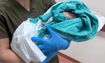 Yeni yılın ilk bebekleri dünyaya geldi