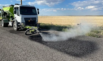 Yol bakımında teknoloji devrimi: Tek işçiyle günde 146 çukur onarımı