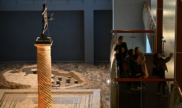 Zeugma'da yaklaşık 2 bin yıllık Mars heykeline seyir platformu inşa edildi