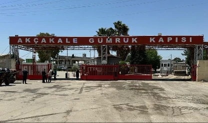 Akçakale Gümrük Kapısı'nda pasaportlu geçişler yeniden başladı