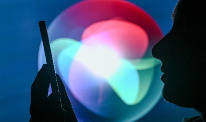 Apple Intelligence bekleneni vermedi, Siri yapay zeka da geride mi kalacak?